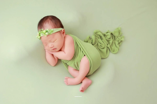 云浮宝宝拍嗝吐奶