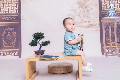 云浮宝宝吃迷糊奶如何纠正